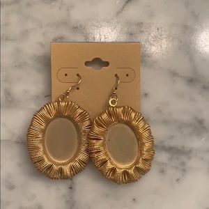 Vintage Pendant Earrings